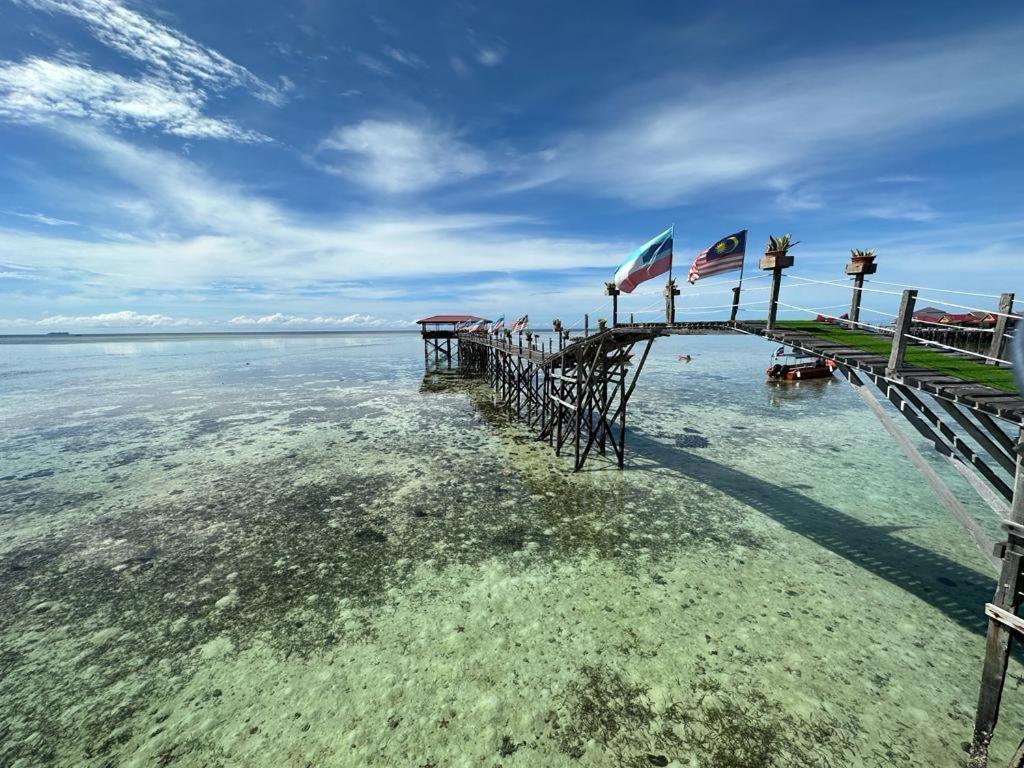 Mabul Backpackers Apartment Mabul Island ภายนอก รูปภาพ