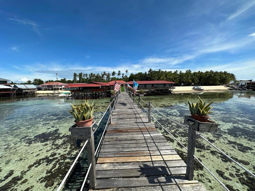 Mabul Backpackers Apartment Mabul Island ภายนอก รูปภาพ