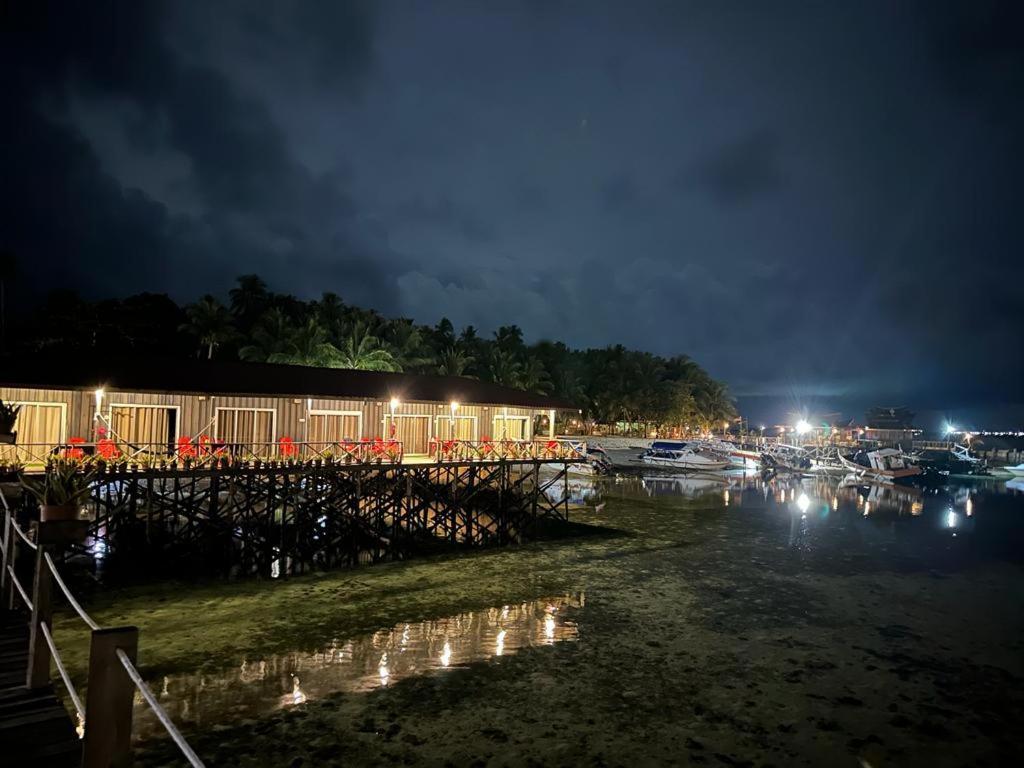 Mabul Backpackers Apartment Mabul Island ภายนอก รูปภาพ