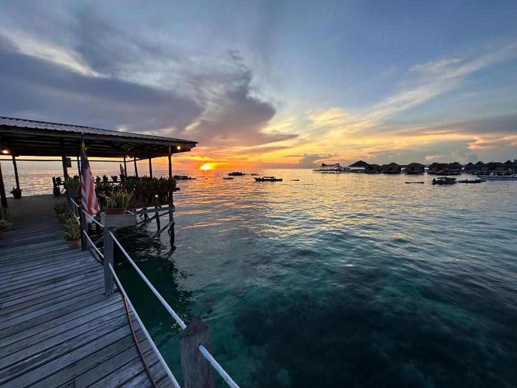 Mabul Backpackers Apartment Mabul Island ภายนอก รูปภาพ