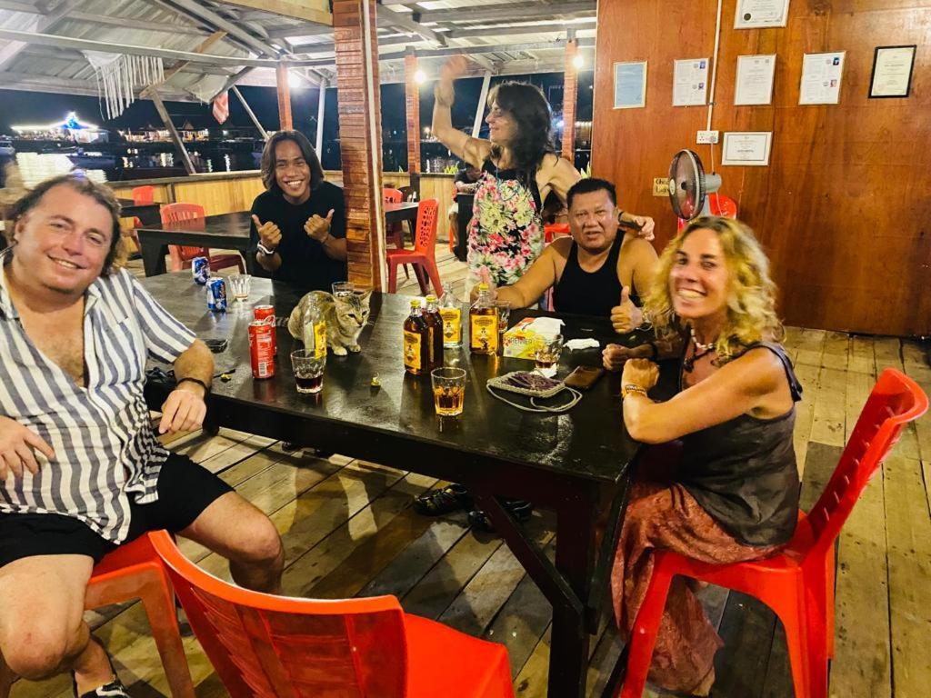 Mabul Backpackers Apartment Mabul Island ภายนอก รูปภาพ
