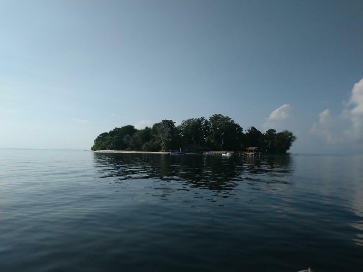 Mabul Backpackers Apartment Mabul Island ภายนอก รูปภาพ